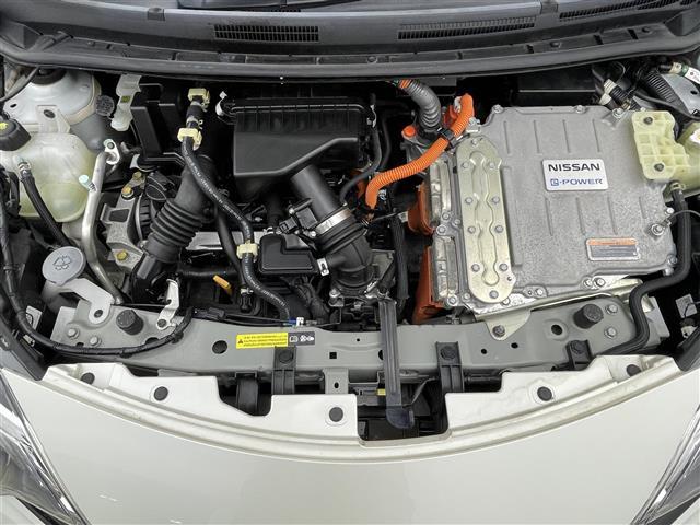 ノート ｅ－パワーニスモ　Ｓ　純正ナビ　全方位カメラ　衝突軽減システム　デジタルインナーミラー　アダプティブクルーズコントロール　レーンアシスト　横滑り防止　ＥＴＣ　ドライブレコーダー　スマートキー　プッシュスタート　禁煙車（43枚目）