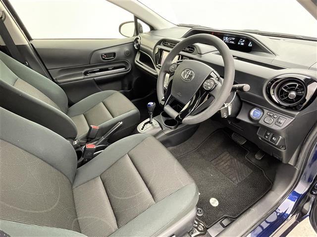 アクア Ｓスタイルブラック　社外ナビ　バックカメラ　衝突軽減システム　オートマチックハイビーム　レーンアシスト　ヘッドライトレベライザー　ＥＴＣ　横滑り防止　ステアリングスイッチ　スマートキー　プッシュスタート　禁煙車（25枚目）