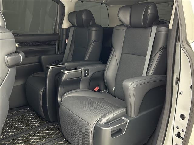 �����̓x�̓K���o�[�̍݌ɂ����������܂��āA�L��������܂��B�K���o�[�O���[�v�̍݌ɂ�̔����Ă���܂��I