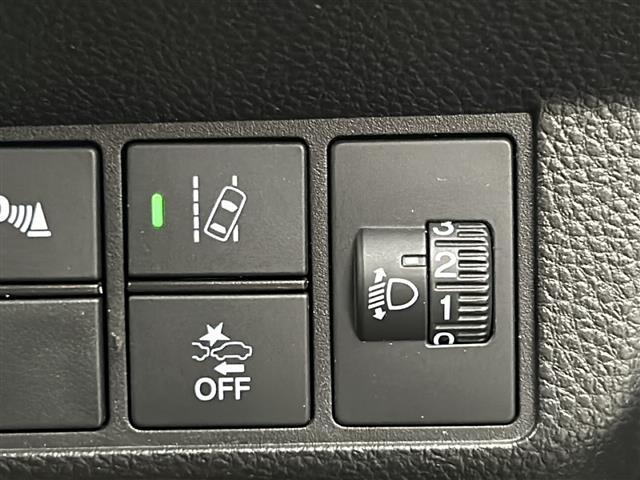 Ｎ－ＷＧＮカスタム Ｌ・ターボホンダセンシング　純正ナビ　バックカメラ　ビルトインＥＴＣ　ホンダセンシング　レーダークルーズコントロール　プッシュスタート　スマートキー　オートライト　オートマチックハイビーム　ＬＥＤヘッドライト　フォグランプ（12枚目）