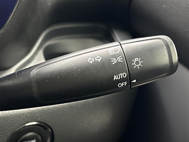 スペーシアカスタム Jスタイル レーダーブレーキサポート 両側パワースライドドア ケンウッドナビ フルセグTV 運転席/助手席シートヒーター HIDヘッドライト フォグランプ 純正アルミホイール フルオートエアコン スマートキー(10枚目)