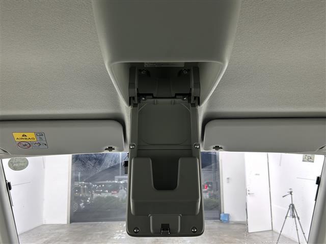 スペーシアカスタム Jスタイル レーダーブレーキサポート 両側パワースライドドア ケンウッドナビ フルセグTV 運転席/助手席シートヒーター HIDヘッドライト フォグランプ 純正アルミホイール フルオートエアコン スマートキー(22枚目)