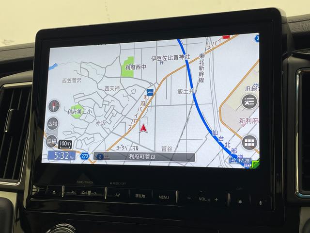 デリカＤ：５ Ｇ　パワーパッケージ　純正１０型ナビ　全周囲カメラ　パワーバックドア　アダプティブクルーズ　シートヒーター　ＢＳＭ　パワーシート　衝突被害軽減ブレーキ　車線逸脱警報　オートハイビーム　ＬＥＤヘッドライト　禁煙車（4枚目）