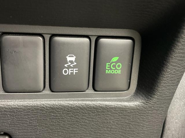 デリカＤ：５ Ｇ　パワーパッケージ　純正１０型ナビ　全周囲カメラ　パワーバックドア　アダプティブクルーズ　シートヒーター　ＢＳＭ　パワーシート　衝突被害軽減ブレーキ　車線逸脱警報　オートハイビーム　ＬＥＤヘッドライト　禁煙車（15枚目）