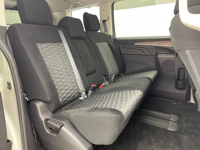 デリカＤ：５ Ｇ　パワーパッケージ　純正１０型ナビ　全周囲カメラ　パワーバックドア　アダプティブクルーズ　シートヒーター　ＢＳＭ　パワーシート　衝突被害軽減ブレーキ　車線逸脱警報　オートハイビーム　ＬＥＤヘッドライト　禁煙車（29枚目）