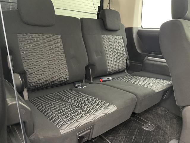 デリカＤ：５ Ｇ　パワーパッケージ　純正１０型ナビ　全周囲カメラ　パワーバックドア　アダプティブクルーズ　シートヒーター　ＢＳＭ　パワーシート　衝突被害軽減ブレーキ　車線逸脱警報　オートハイビーム　ＬＥＤヘッドライト　禁煙車（30枚目）