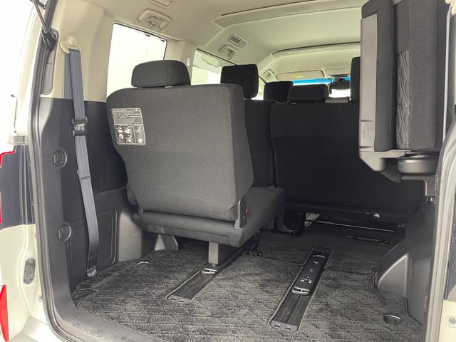 デリカＤ：５ Ｇ　パワーパッケージ　純正１０型ナビ　全周囲カメラ　パワーバックドア　アダプティブクルーズ　シートヒーター　ＢＳＭ　パワーシート　衝突被害軽減ブレーキ　車線逸脱警報　オートハイビーム　ＬＥＤヘッドライト　禁煙車（37枚目）