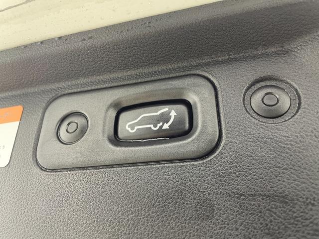 デリカＤ：５ Ｇ　パワーパッケージ　純正１０型ナビ　全周囲カメラ　パワーバックドア　アダプティブクルーズ　シートヒーター　ＢＳＭ　パワーシート　衝突被害軽減ブレーキ　車線逸脱警報　オートハイビーム　ＬＥＤヘッドライト　禁煙車（39枚目）