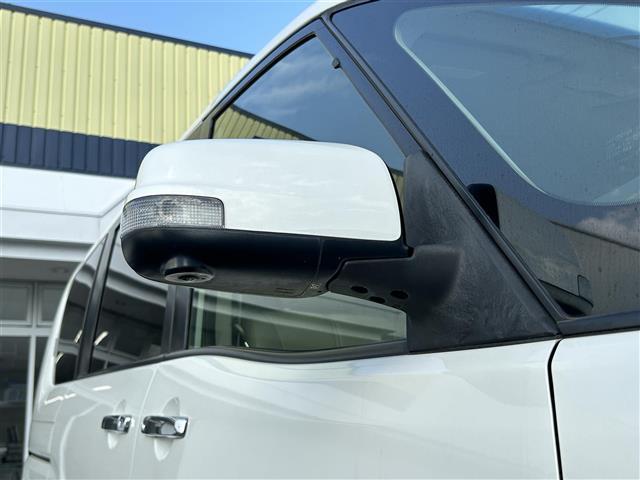 セレナ ハイウェイＳ　Ｇ　Ｓ　ＨＶ　Ａセーフ　禁煙車　純正ナビ　ＴＶ　ＢＴ　ＣＤ　ＡＵＸ　ＥＴＣ　バックカメラ　アラウンドビューモニター　クルーズコントロール　ドライブレコーダー　純正フロアマット　純正アルミホイール　両側パワースライドドア（11枚目）