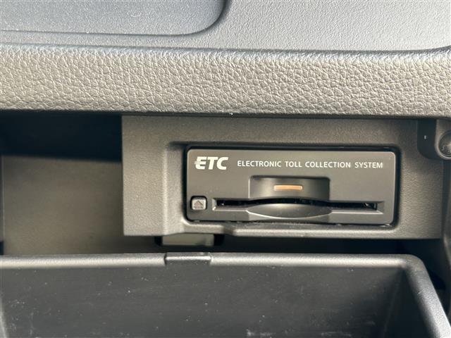セレナ ハイウェイＳ　Ｇ　Ｓ　ＨＶ　Ａセーフ　禁煙車　純正ナビ　ＴＶ　ＢＴ　ＣＤ　ＡＵＸ　ＥＴＣ　バックカメラ　アラウンドビューモニター　クルーズコントロール　ドライブレコーダー　純正フロアマット　純正アルミホイール　両側パワースライドドア（24枚目）