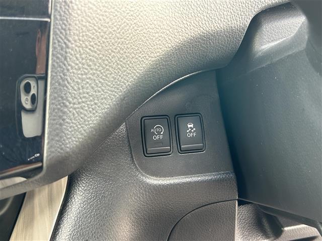 セレナ ハイウェイＳ　Ｇ　Ｓ　ＨＶ　Ａセーフ　禁煙車　純正ナビ　ＴＶ　ＢＴ　ＣＤ　ＡＵＸ　ＥＴＣ　バックカメラ　アラウンドビューモニター　クルーズコントロール　ドライブレコーダー　純正フロアマット　純正アルミホイール　両側パワースライドドア（27枚目）