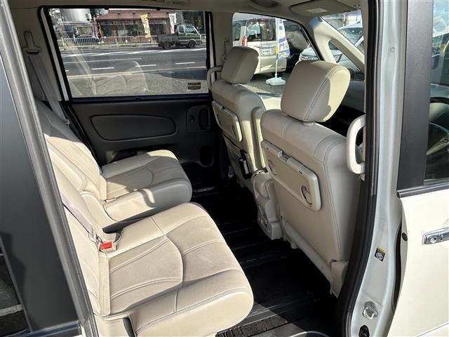セレナ ハイウェイＳ　Ｇ　Ｓ　ＨＶ　Ａセーフ　禁煙車　純正ナビ　ＴＶ　ＢＴ　ＣＤ　ＡＵＸ　ＥＴＣ　バックカメラ　アラウンドビューモニター　クルーズコントロール　ドライブレコーダー　純正フロアマット　純正アルミホイール　両側パワースライドドア（34枚目）