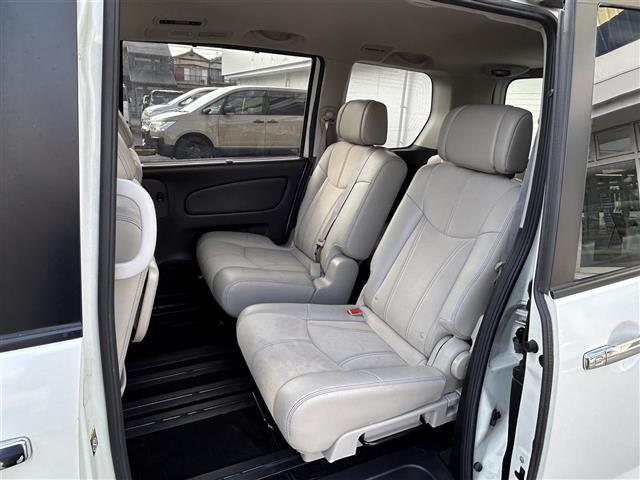 セレナ ハイウェイＳ　Ｇ　Ｓ　ＨＶ　Ａセーフ　禁煙車　純正ナビ　ＴＶ　ＢＴ　ＣＤ　ＡＵＸ　ＥＴＣ　バックカメラ　アラウンドビューモニター　クルーズコントロール　ドライブレコーダー　純正フロアマット　純正アルミホイール　両側パワースライドドア（36枚目）