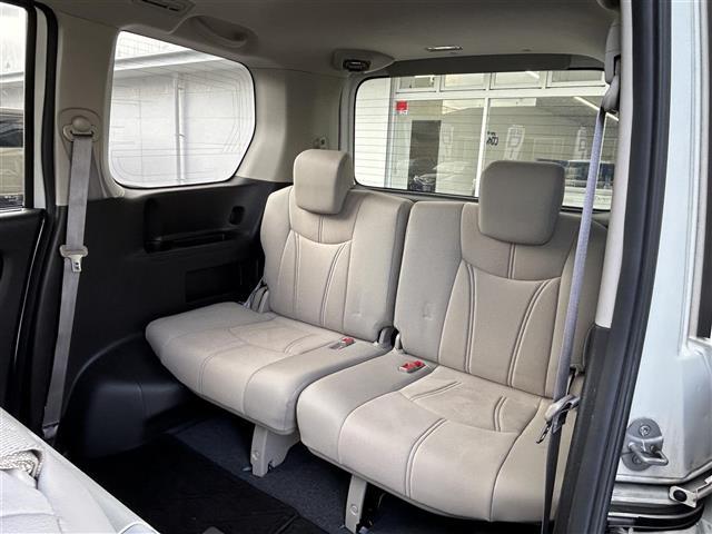 セレナ ハイウェイＳ　Ｇ　Ｓ　ＨＶ　Ａセーフ　禁煙車　純正ナビ　ＴＶ　ＢＴ　ＣＤ　ＡＵＸ　ＥＴＣ　バックカメラ　アラウンドビューモニター　クルーズコントロール　ドライブレコーダー　純正フロアマット　純正アルミホイール　両側パワースライドドア（37枚目）