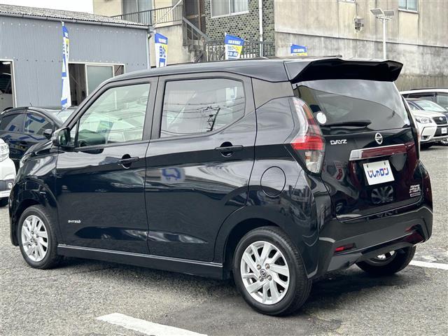 デイズ ハイウェイスター　Ｘ　純正ナビ　Ｂカメラ　ＤＴＶ　ＢＴ　ＡＵＸ　ＣＤ　純正１４インチＡＷ（7枚目）