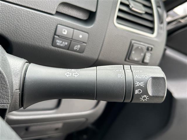 セレナ ハイウェイスター　Ｖセレ＋セーフティＩＩ　ＳＨＶ　純正ナビ　ＥＴＣ　両側パワースライドドア　３６０°カメラ　ＤＴＶ　クルーズコントロール　ＢＴ　ＡＵＸ　ＤＶＤ　ＣＤ　純正１６インチＡＷ（19枚目）