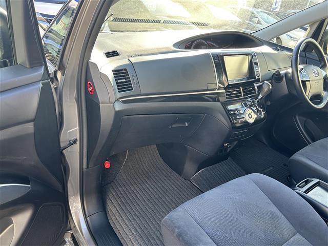 エスティマ アエラス ☆純正HDDナビ☆フルセグテレビ☆バック、サイドカメラ☆BT/CD/DVD/VTR/USB/SD☆クルーズコントロール☆両側パワースライドドア☆後席フリップダウンモニター☆ETC☆ドアバイザー(31枚目)