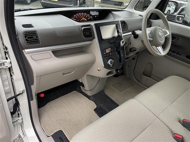 タント X 禁煙車 純正ナビ DVD BT Bカメラ フルセグTV ETC アイドリングストップ プッシュスタート 片側パワースライドドア オートライト 純正フロアマット 分離式ミラー型ドラレコ スマートキー(7枚目)