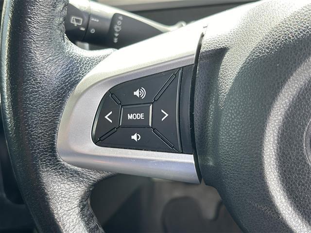 タント カスタムRS トップエディションSAIII ◇プッシュスタート◇社外ナビ◇バックカメラ◇ETC◇ハーフレザーシート◇ターボ付き◇アイドリングストップ◇横滑り防止装置◇衝突軽減ブレーキ◇両側パワースライドドア◇純正フロアマット(19枚目)