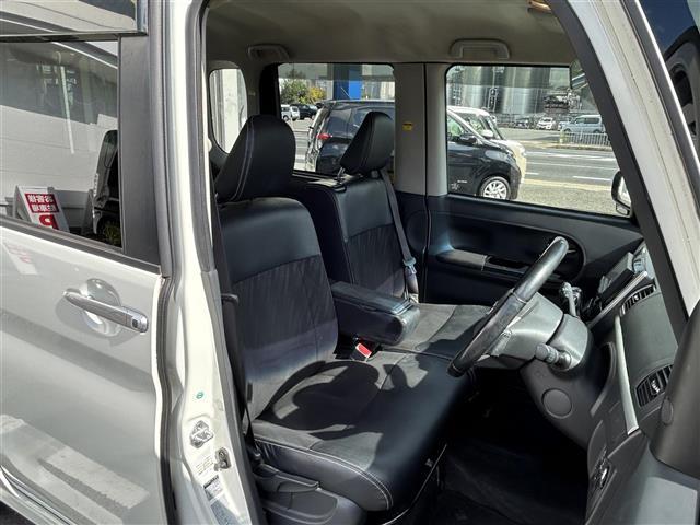 タント カスタムRS トップエディションSAIII ◇プッシュスタート◇社外ナビ◇バックカメラ◇ETC◇ハーフレザーシート◇ターボ付き◇アイドリングストップ◇横滑り防止装置◇衝突軽減ブレーキ◇両側パワースライドドア◇純正フロアマット(31枚目)