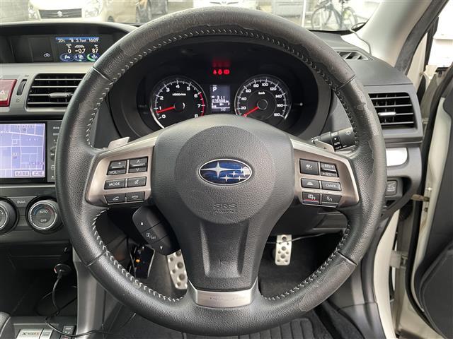 フォレスター 2.0XT アイサイト プッシュスタート 純正ナビ フルセグTV Bluetooth バックカメラ ドラレコ ETC クルコン パドルシフト パワーバックドア パワーシート レザー調シートカバー 純正フロアマット(12枚目)