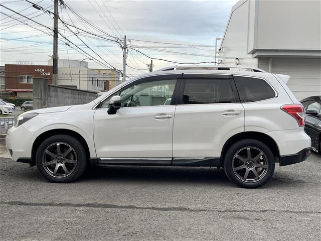 フォレスター 2.0XT アイサイト プッシュスタート 純正ナビ フルセグTV Bluetooth バックカメラ ドラレコ ETC クルコン パドルシフト パワーバックドア パワーシート レザー調シートカバー 純正フロアマット(33枚目)