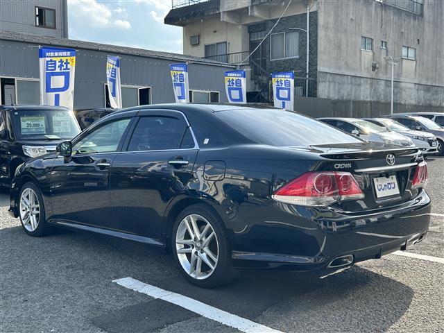 クラウン アスリート　スペシャルパッケージ　◆スマートキー◆プッシュスタート◆バックカメラ◆ＥＴＣ◆クルーズコントロール◆ステアリングリモコン◆電動格納ドアミラー◆パワーウインドウ◆防眩ミラー◆オートライト◆エアロ◆オートライト◆取扱説明書（8枚目）