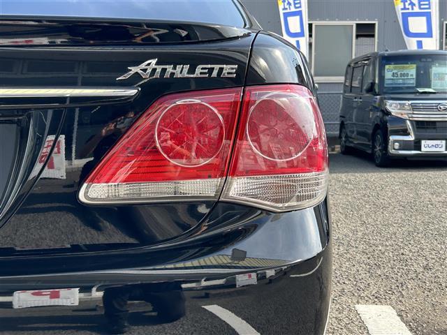 クラウン アスリート　スペシャルパッケージ　◆スマートキー◆プッシュスタート◆バックカメラ◆ＥＴＣ◆クルーズコントロール◆ステアリングリモコン◆電動格納ドアミラー◆パワーウインドウ◆防眩ミラー◆オートライト◆エアロ◆オートライト◆取扱説明書（11枚目）