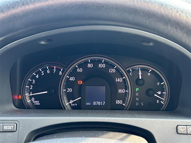 クラウン アスリート　スペシャルパッケージ　◆スマートキー◆プッシュスタート◆バックカメラ◆ＥＴＣ◆クルーズコントロール◆ステアリングリモコン◆電動格納ドアミラー◆パワーウインドウ◆防眩ミラー◆オートライト◆エアロ◆オートライト◆取扱説明書（16枚目）