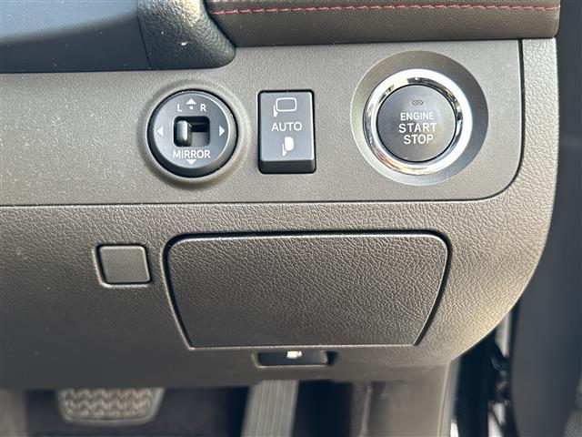 クラウン アスリート　スペシャルパッケージ　◆スマートキー◆プッシュスタート◆バックカメラ◆ＥＴＣ◆クルーズコントロール◆ステアリングリモコン◆電動格納ドアミラー◆パワーウインドウ◆防眩ミラー◆オートライト◆エアロ◆オートライト◆取扱説明書（27枚目）