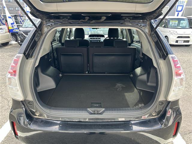 プリウスアルファ Ｓ　社外ナビ　ＥＴＣ　ＤＴＶ　ＢＴ　ＤＶＤ　ＣＤ　純正フロアマット　プッシュスタート　ドアバイザー（40枚目）