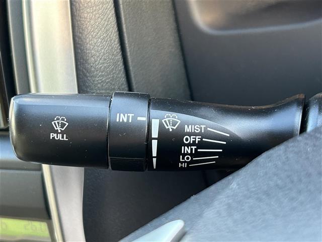 マークX 250G Fパッケージ 純正ナビ フルセグTV Bluetooth ビルトインETC 純正アルミホイール付スタッドレス車載 バックカメラ オートライト 純正フロアマット 横滑り防止機能 電動格納ミラー ドアバイザー(13枚目)