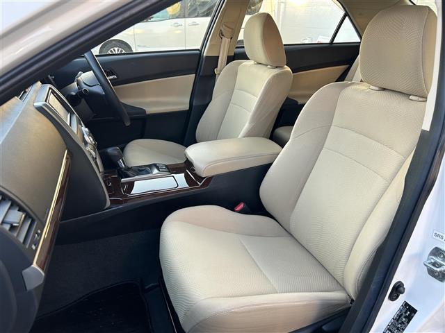 マークX 250G Fパッケージ 純正ナビ フルセグTV Bluetooth ビルトインETC 純正アルミホイール付スタッドレス車載 バックカメラ オートライト 純正フロアマット 横滑り防止機能 電動格納ミラー ドアバイザー(28枚目)