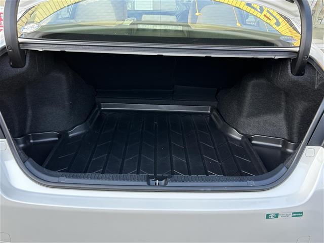 マークX 250G Fパッケージ 純正ナビ フルセグTV Bluetooth ビルトインETC 純正アルミホイール付スタッドレス車載 バックカメラ オートライト 純正フロアマット 横滑り防止機能 電動格納ミラー ドアバイザー(33枚目)