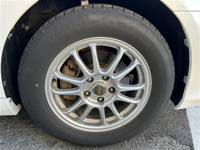 マークX 250G Fパッケージ 純正ナビ フルセグTV Bluetooth ビルトインETC 純正アルミホイール付スタッドレス車載 バックカメラ オートライト 純正フロアマット 横滑り防止機能 電動格納ミラー ドアバイザー(40枚目)