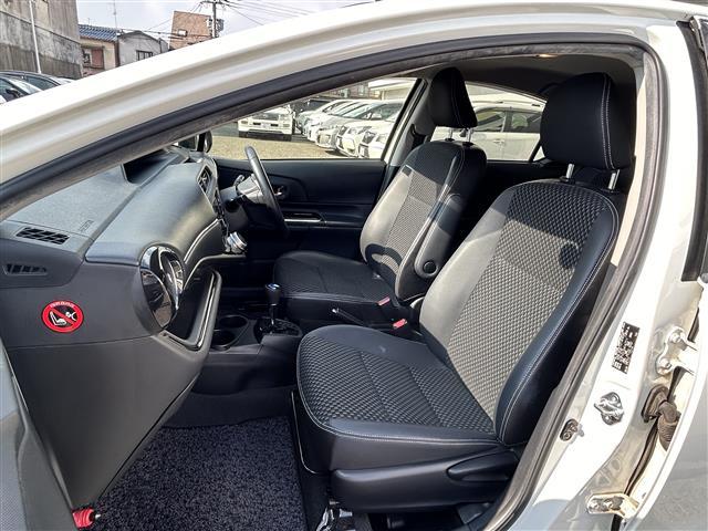 アクア X-アーバン 禁煙車 AM FM CD USB AUX ETC LEDヘッドライト オートライト 純正フロアマット 純正16インチアルミホイール ハーフレザーシート(16枚目)