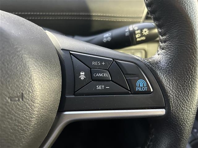 セレナ 　ハイウェイスターＶセレクションＩＩプッシュスタート　純正ナビ　全方位カメラ　ＥＴＣ　ドライブレコーダー　デジタルインナーミラー　コーナーセンサー　両側パワースライドドア　オートライト　電格ミラー（18枚目）