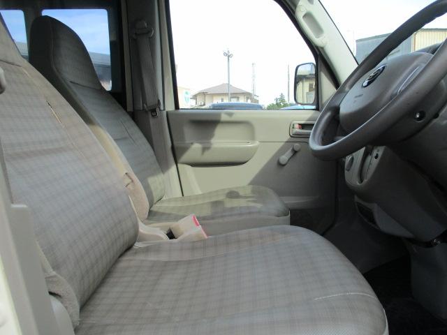 スクラム 欧州バス仕様 車検令和8年2月 走行98100キロ パープルベージュツートンカラー タイミングチェーン フルフラットシート 両側スライドドア ヘッドライトレベライザー FM AMラジオ ゴムマット(7枚目)