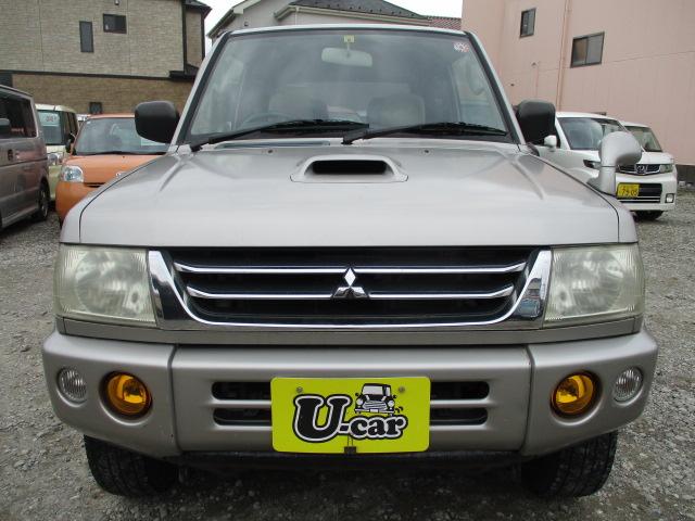 パジェロミニ ＶＲ　車検整備付　４ＷＤ　ターボ　修復歴なし　ターボタイマー　ＬＥＤヘッドライト　フォグランプ　キーレスエントリー　背面タイヤ　ドアバイザー　パワーウィンドウ　ＣＤデッキ　ＦＭ　ＡＭ　フロアマット　ＡＢＳ（3枚目）