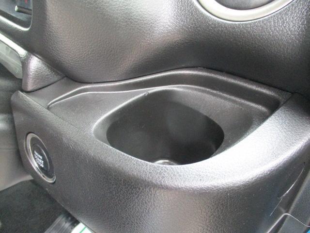 スペーシアカスタムZ ベースグレード 車検整備付 ナビ フルセグTV 全方位カメラ Bluetoothオーディオ再生接続 両側パワースライドドア 衝突軽減ブレーキ レーンキープ 黒革シートカバー シートヒーター HIDライト LEDフォグ(27枚目)