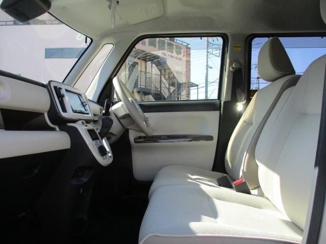 ムーヴキャンバス Gメイクアップ SAIII 車検R9年3月 走行9.9万キロ ナビ 地デジTV CD DVD 両側パワースライドドア 衝突軽減ブレーキ レーンキープ 横滑り防止 オートハイビーム スマートキー 14インチアルミ LEDフォグ(5枚目)