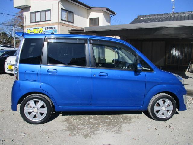 ステラ カスタムＲリミテッド　車検整備付き　ナビ　Ｂｌｕｅｔｏｏｔｈオーディオ再生接続　ＣＤ　ＤＶＤ　ＥＴＣ　ＨＩＤヘッドライト　フォグランプ　スマートキー　１４インチアルミ　ドアバイザー　プライバシーガラス　リアスポイラー（26枚目）