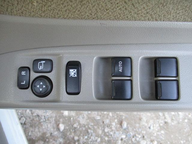 パレット Ｘ　車検整備付き　左側パワースライドドア　右側イージークローザー　オートエアコン　パワーウィンドウ　ステアリングチルト　レベライザー　電動格納ミラー　ＣＤオーディオ　スマートキー　タイミングチェーン（15枚目）