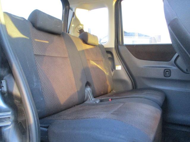 ルークス ハイウェイスター　車検整備付き　修復歴なし　ナビ　地デジＴＶ　バックカメラ　ＣＤ　左側パワースライドドア　右側イージークローザー　電格ドアミラー　ＨＩＤライト　フォグライト　１４インチアルミ　ドアバイザー　スマートキー（6枚目）