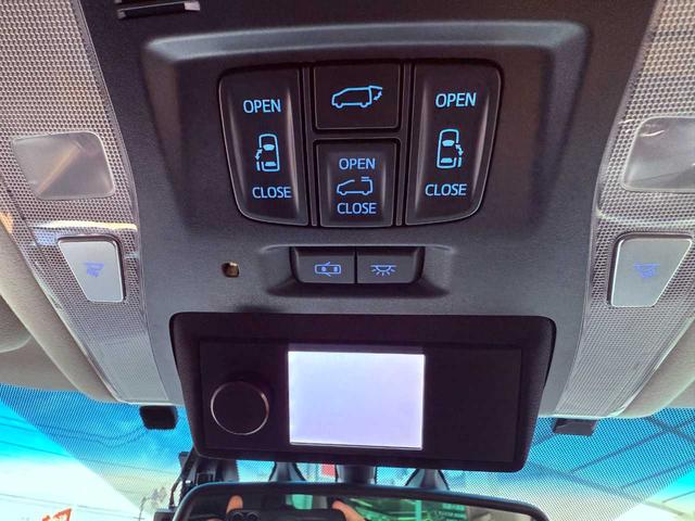 アルファードハイブリッド SR Cパッケージ 4WD/フルエアロ/サンルーフ/黒革/ALPINE11インチナビ・Fダウンモニター/フルセグ/Bカメラ/両側パワスラ/Pバックドア/クルコン/Cセンサー/Pシート/シートヒーター/前後ドラレコ/ETC(17枚目)