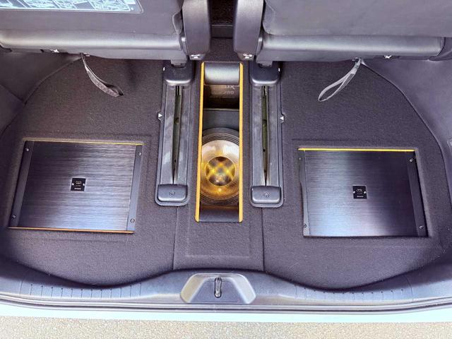 アルファードハイブリッド SR Cパッケージ 4WD/フルエアロ/サンルーフ/黒革/ALPINE11インチナビ・Fダウンモニター/フルセグ/Bカメラ/両側パワスラ/Pバックドア/クルコン/Cセンサー/Pシート/シートヒーター/前後ドラレコ/ETC(37枚目)