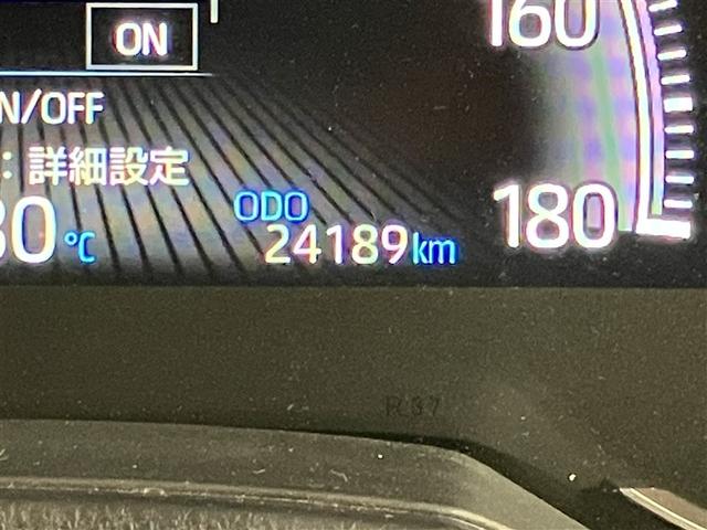ノア Ｓ－Ｚ　アルミホイール　クルーズコントロール　盗難防止装置　ＬＥＤライト　両側自動ドア　メモリーナビ　キーレス　横滑り防止　ナビＴＶ　ワンオーナー　三列シート　ＤＶＤ再生　ミュージックプレイヤー接続可　ＥＴＣ（15枚目）