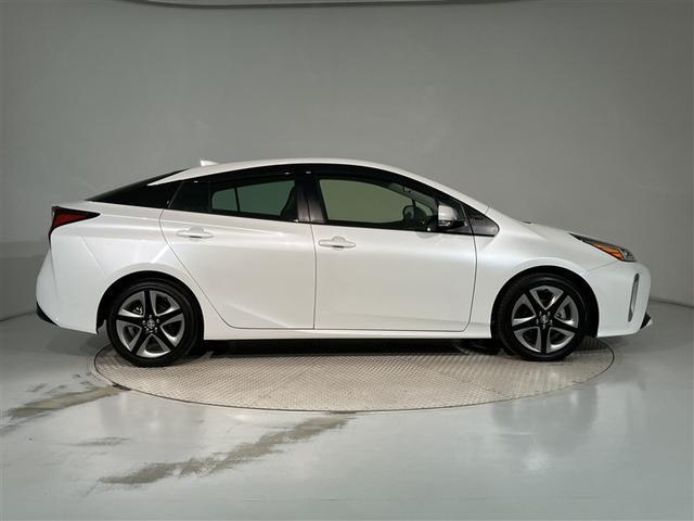 ご購入して頂いた車両は、ご納車前に、しっかり点検・整備してからの、ご納車になります。点検箇所は、エンジンオイル交換・ワイパーゴム・ブレーキ点検・調整・その他を確認の上、ご納車いたします