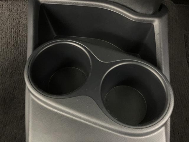 アクア Ｓスタイルブラック　ＡＵＸ端子　記録簿あり　バックモニタ－　地デジフルセグ　ナビＴＶ　イモビライザー　ＬＥＤライト　スマートキープッシュスタート　１オーナー　アルミホイール　ＥＴＣ付き　Ｗエアバッグ　キーフリ　ＡＢＳ（24枚目）