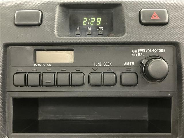 タウンエーストラック ＤＸ　１年間走行距離無制限保証・２２０００キロ・マニュアル車・運転席エアバッグ　エアコン　ＡＢＳ（7枚目）